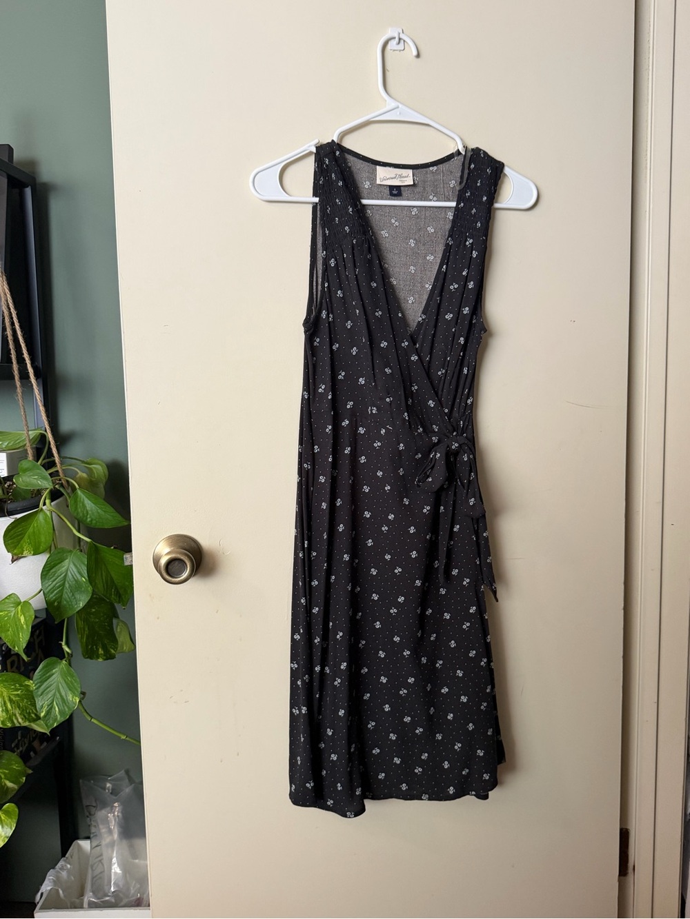 Universal Thread Midnight Blue Floral Midi Wrap Dress